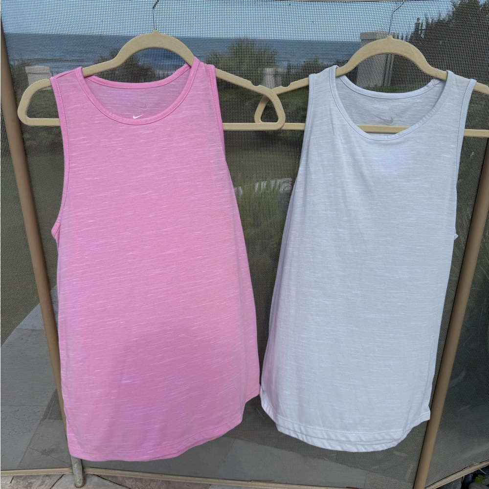 Set of 2 Nike Women’s Dry Fit Tanks In Size Small Pink And Light Blue Running